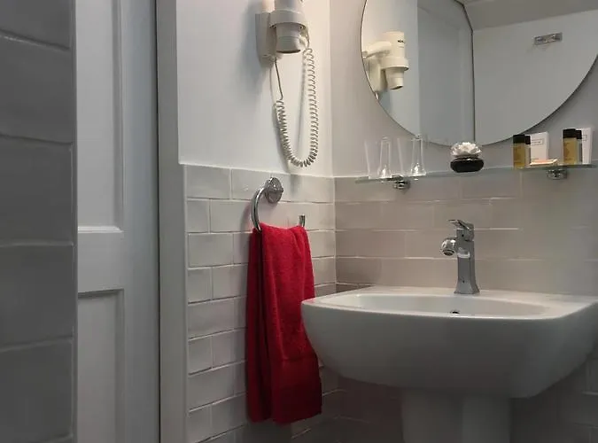 杜布罗夫尼克阿尔特纳迪夫酒店 公寓 *